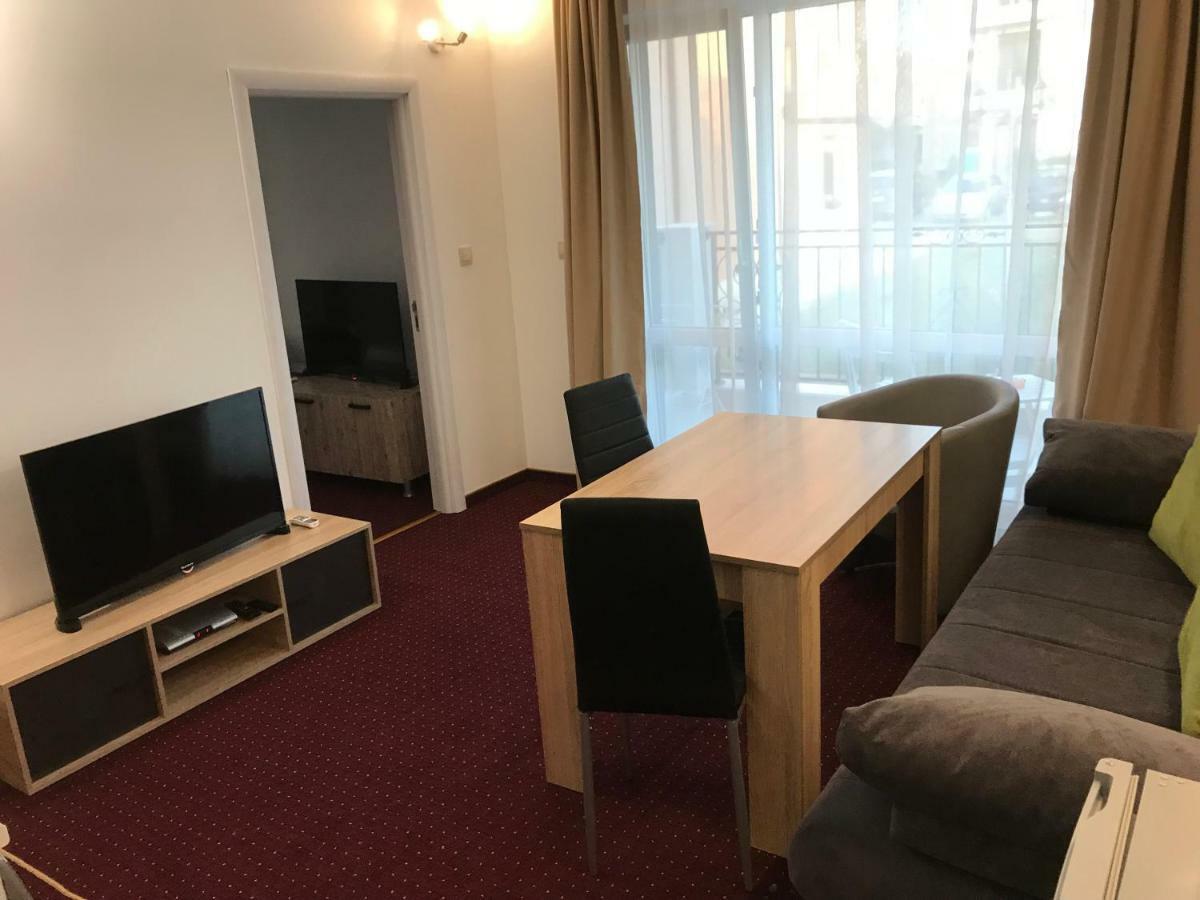 Guest House Theona 奥布佐尔 外观 照片