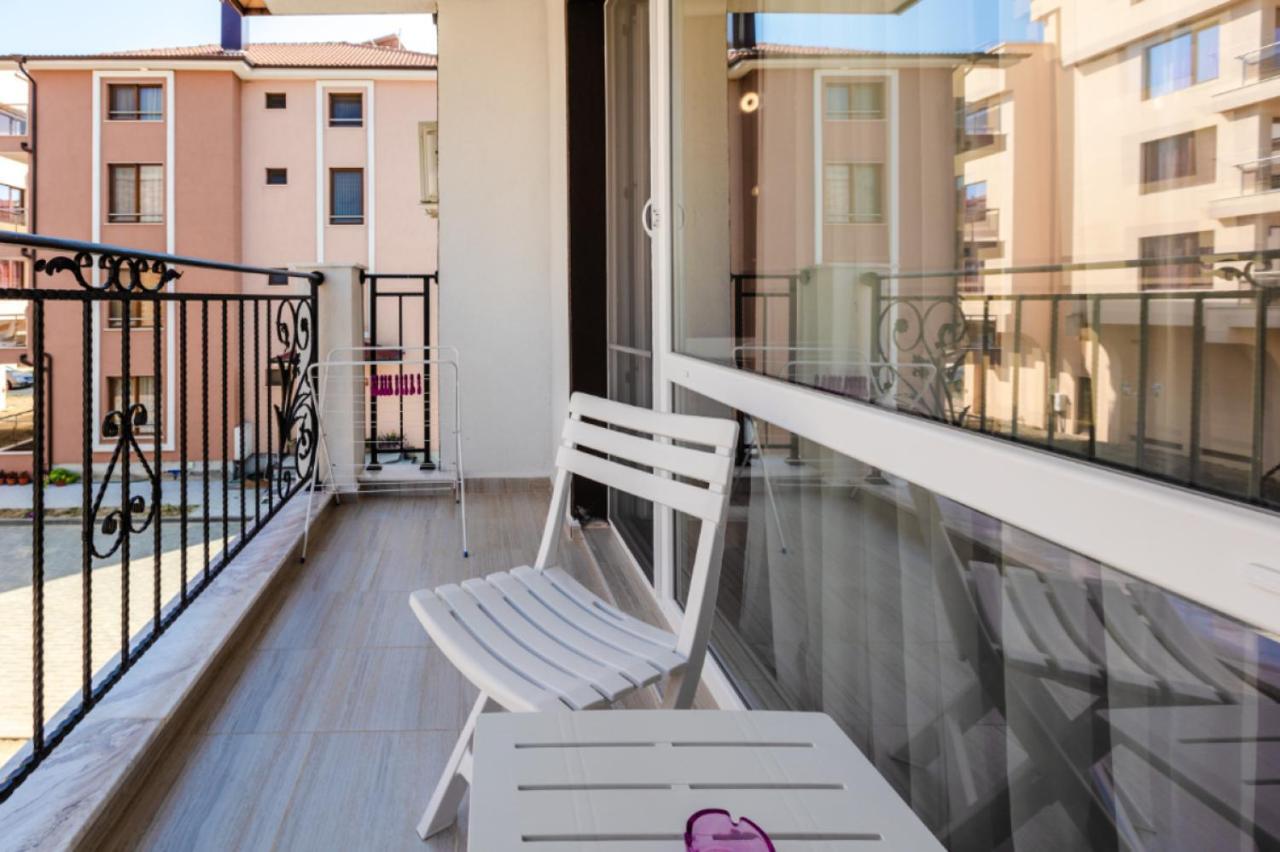 Guest House Theona 奥布佐尔 外观 照片