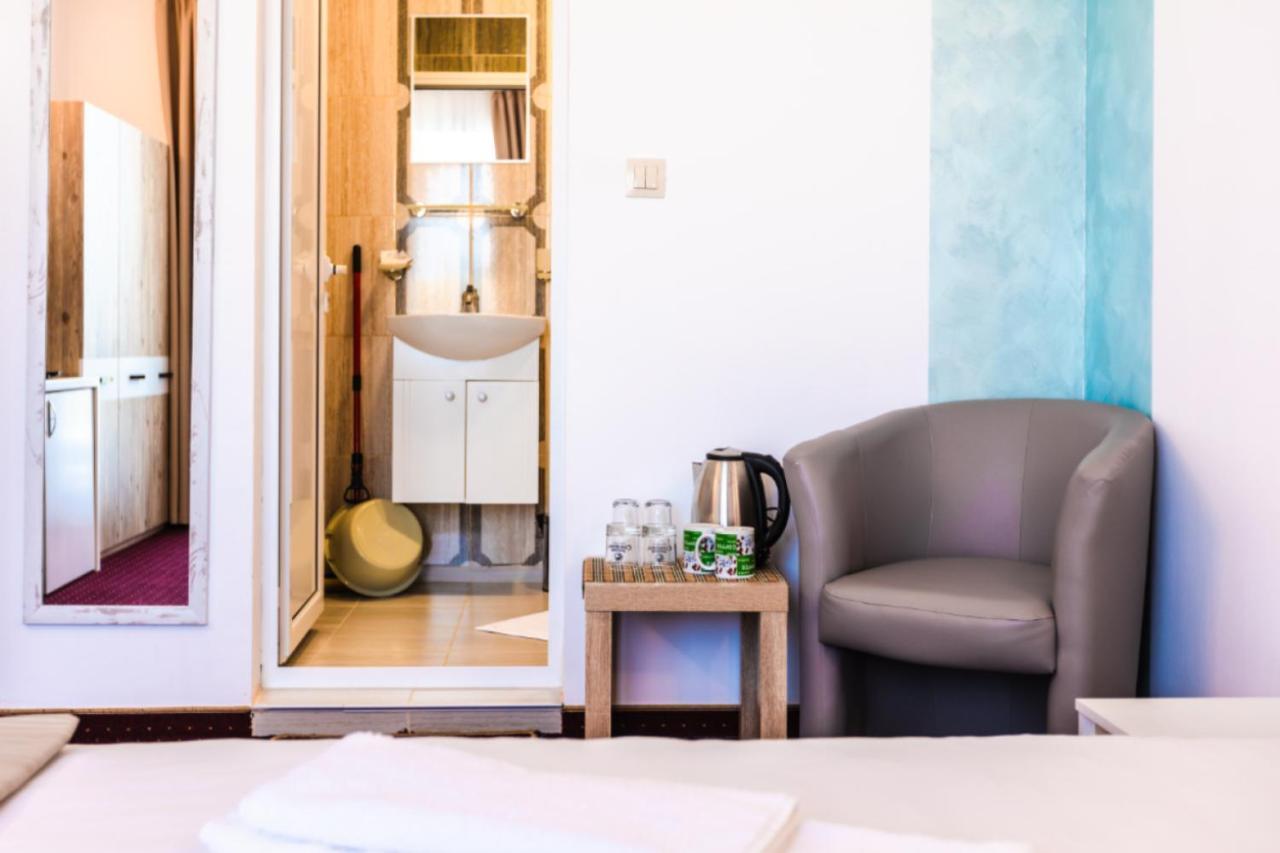 Guest House Theona 奥布佐尔 外观 照片