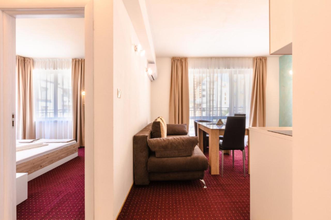 Guest House Theona 奥布佐尔 外观 照片