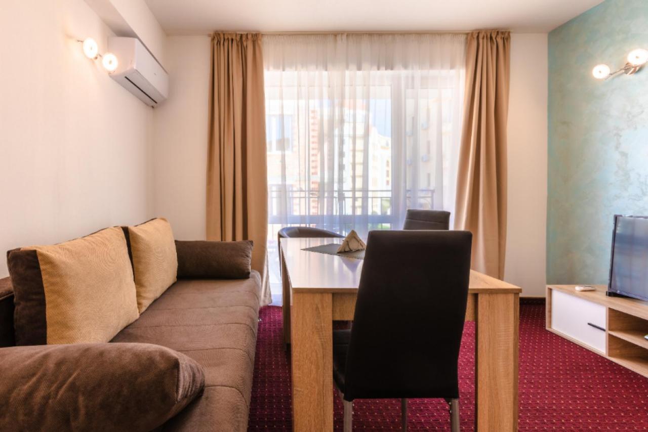 Guest House Theona 奥布佐尔 外观 照片